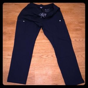 Figs YOLA scrub bottoms-Medium